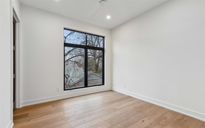 9015 Daytonia Avenue, Dallas, TX 75218, 4 Habitaciones Habitaciones , ,3 BañosBaños,Residential,En Venta,9015 Daytonia Avenue,0,21039349