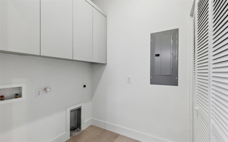 9015 Daytonia Avenue, Dallas, TX 75218, 4 Habitaciones Habitaciones , ,3 BañosBaños,Residential,En Venta,9015 Daytonia Avenue,0,21039349