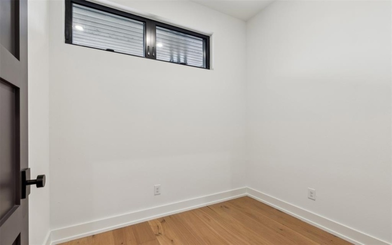 9015 Daytonia Avenue, Dallas, TX 75218, 4 Habitaciones Habitaciones , ,3 BañosBaños,Residential,En Venta,9015 Daytonia Avenue,0,21039349