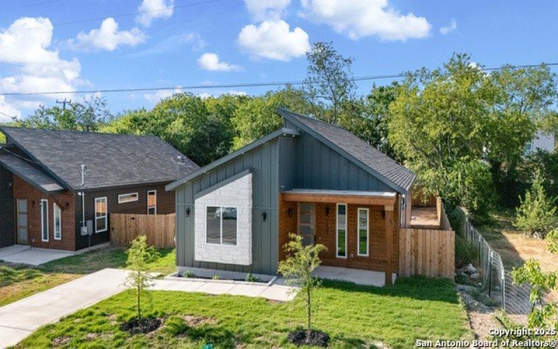 1430 Paso Hondo, San Antonio, TX 78202, 3 Bedrooms Bedrooms, ,2 BathroomsBathrooms,Residential,For Sale,1430 Paso Hondo,0,1894619
