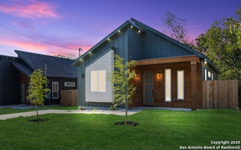 1430 Paso Hondo, San Antonio, TX 78202, 3 Bedrooms Bedrooms, ,2 BathroomsBathrooms,Residential,For Sale,1430 Paso Hondo,0,1894619