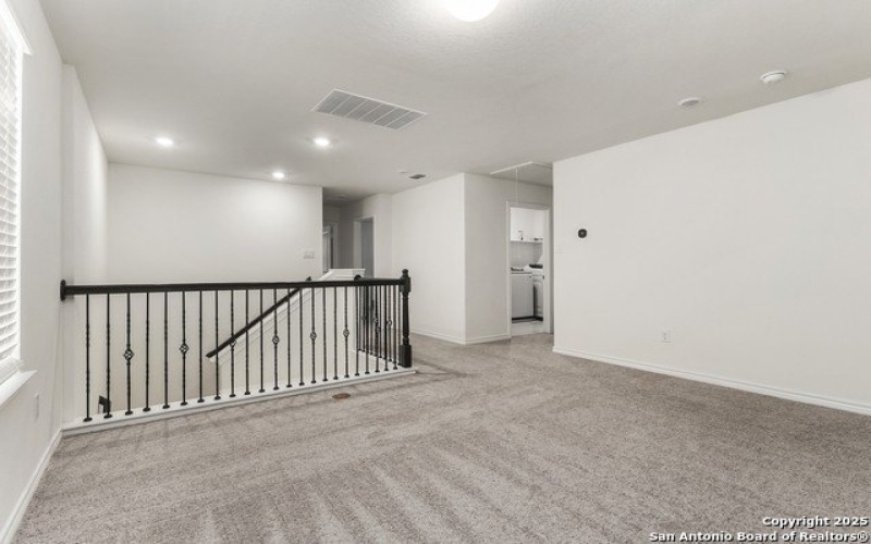 10643 W Military Dr Unit 70, San Antonio, TX 78251, 3 Habitaciones Habitaciones , ,2 BañosBaños,Residential,En Venta,10643 W Military Dr Unit 70,0,1894662