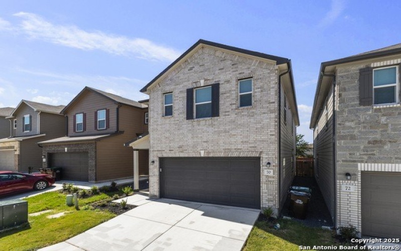 10643 W Military Dr Unit 70, San Antonio, TX 78251, 3 Habitaciones Habitaciones , ,2 BañosBaños,Residential,En Venta,10643 W Military Dr Unit 70,0,1894662