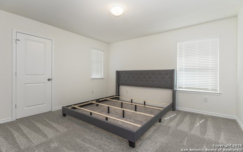 10643 W Military Dr Unit 70, San Antonio, TX 78251, 3 Habitaciones Habitaciones , ,2 BañosBaños,Residential,En Venta,10643 W Military Dr Unit 70,0,1894662