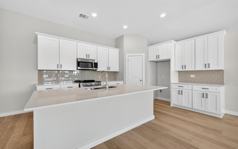 2220 Trailside Drive, Sherman, TX 75092, 3 Bedrooms Bedrooms, ,2 BathroomsBathrooms,Residential,For Sale,2220 Trailside Drive,0,21037251