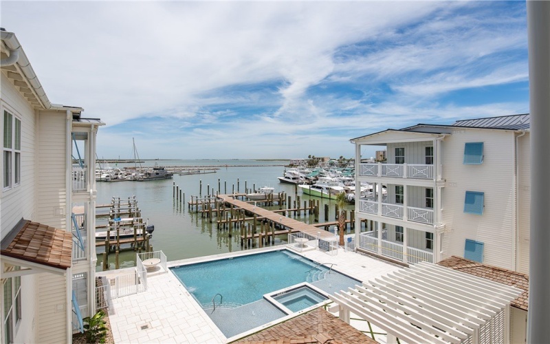136 W Cotter Avenue unit: 11 #11, Port Aransas, TX 78373, 2 Bedrooms Bedrooms, ,2 BathroomsBathrooms,Residential,For Sale,136 W Cotter Avenue unit: 11,0,463775