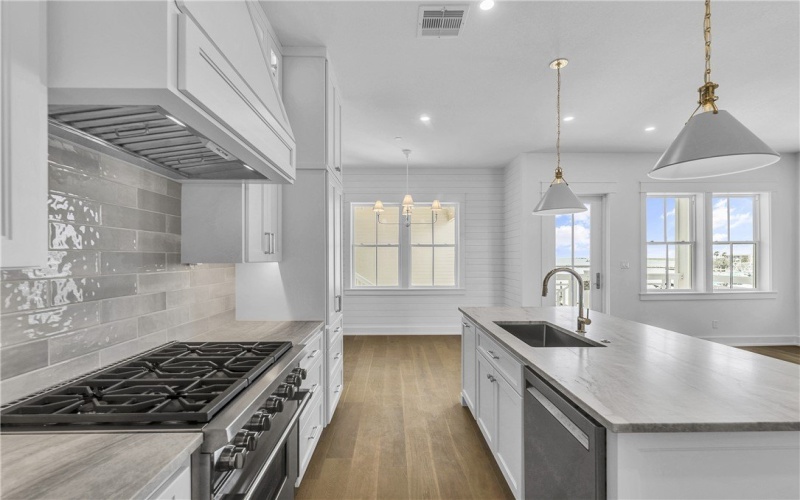 136 W Cotter Avenue unit: 11 #11, Port Aransas, TX 78373, 2 Bedrooms Bedrooms, ,2 BathroomsBathrooms,Residential,For Sale,136 W Cotter Avenue unit: 11,0,463775