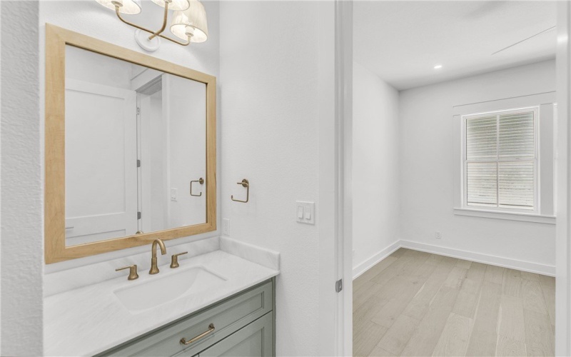 136 W Cotter Avenue unit: 13 #13, Port Aransas, TX 78373, 2 Bedrooms Bedrooms, ,2 BathroomsBathrooms,Residential,For Sale,136 W Cotter Avenue unit: 13,0,463777
