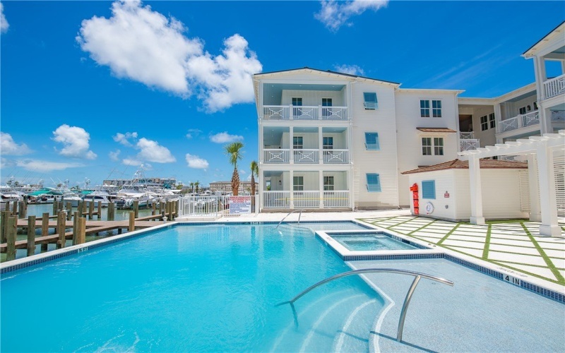 136 W Cotter Avenue unit: 13 #13, Port Aransas, TX 78373, 2 Bedrooms Bedrooms, ,2 BathroomsBathrooms,Residential,For Sale,136 W Cotter Avenue unit: 13,0,463777