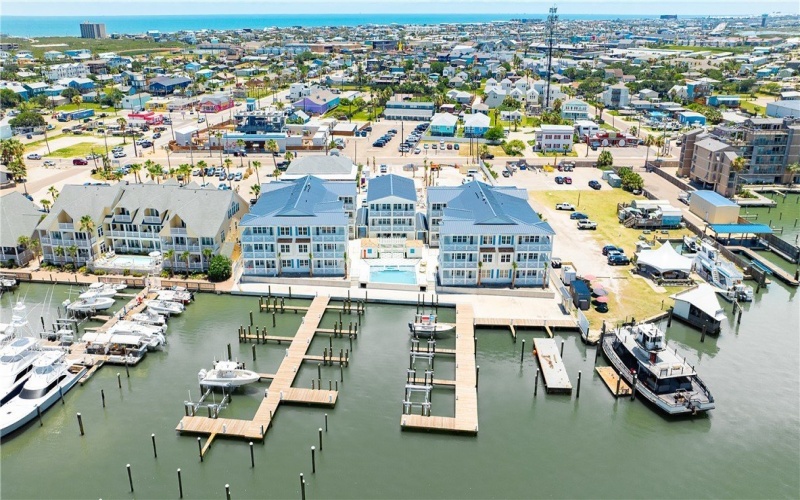 136 W Cotter Avenue unit: 13 #13, Port Aransas, TX 78373, 2 Bedrooms Bedrooms, ,2 BathroomsBathrooms,Residential,For Sale,136 W Cotter Avenue unit: 13,0,463777