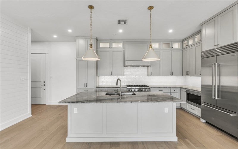 136 W Cotter Avenue unit: 13 #13, Port Aransas, TX 78373, 2 Bedrooms Bedrooms, ,2 BathroomsBathrooms,Residential,For Sale,136 W Cotter Avenue unit: 13,0,463777
