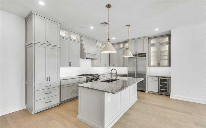 136 W Cotter Avenue unit: 13 #13, Port Aransas, TX 78373, 2 Bedrooms Bedrooms, ,2 BathroomsBathrooms,Residential,For Sale,136 W Cotter Avenue unit: 13,0,463777