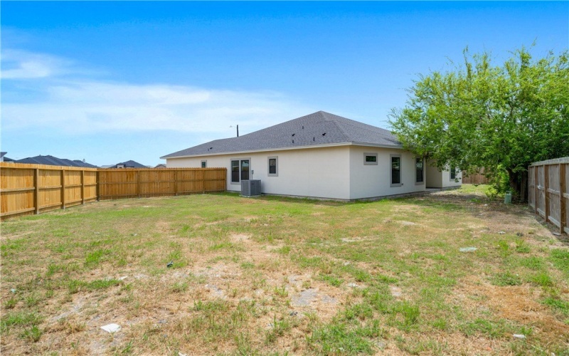 6802 Crosswind Drive, Corpus Christi, TX 78414, 4 Habitaciones Habitaciones , ,3 BañosBaños,Residential,En Venta,6802 Crosswind Drive,0,463840