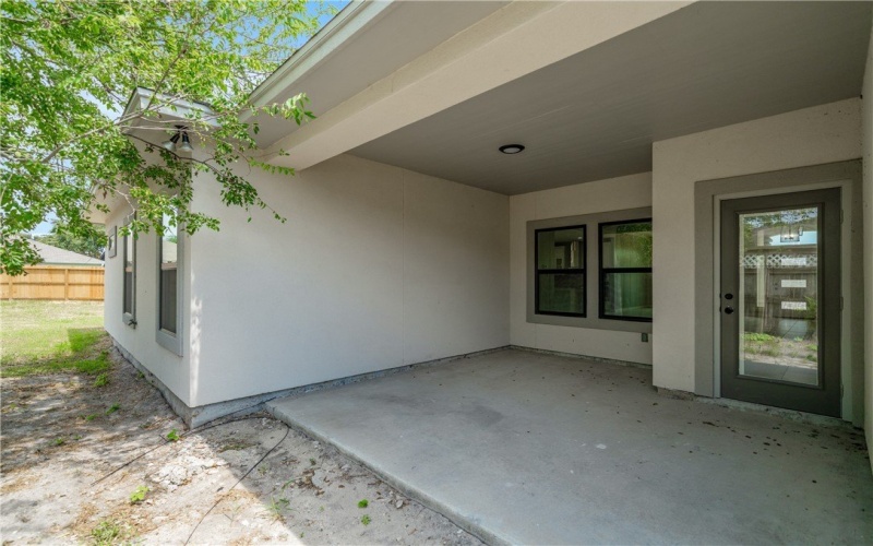 6802 Crosswind Drive, Corpus Christi, TX 78414, 4 Habitaciones Habitaciones , ,3 BañosBaños,Residential,En Venta,6802 Crosswind Drive,0,463840