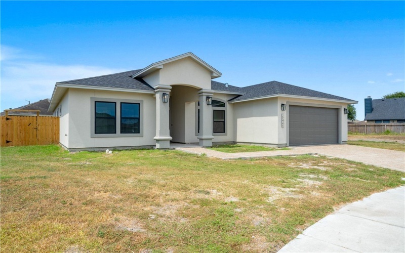 6802 Crosswind Drive, Corpus Christi, TX 78414, 4 Habitaciones Habitaciones , ,3 BañosBaños,Residential,En Venta,6802 Crosswind Drive,0,463840