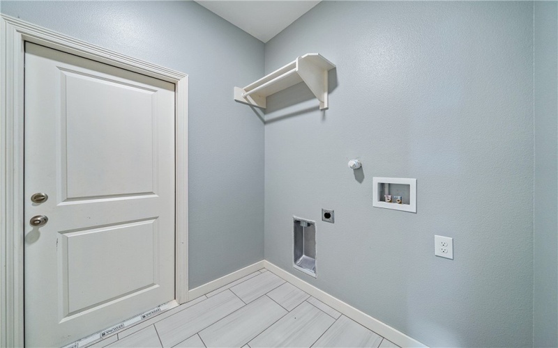 6865 La Salle Drive, Corpus Christi, TX 78414, 4 Habitaciones Habitaciones , ,2 BañosBaños,Residential,En Venta,6865 La Salle Drive,0,463841