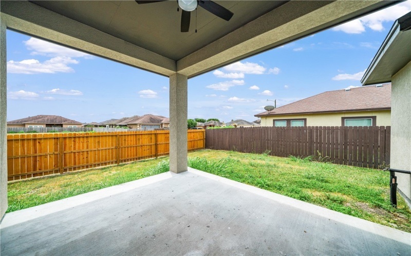 6865 La Salle Drive, Corpus Christi, TX 78414, 4 Habitaciones Habitaciones , ,2 BañosBaños,Residential,En Venta,6865 La Salle Drive,0,463841