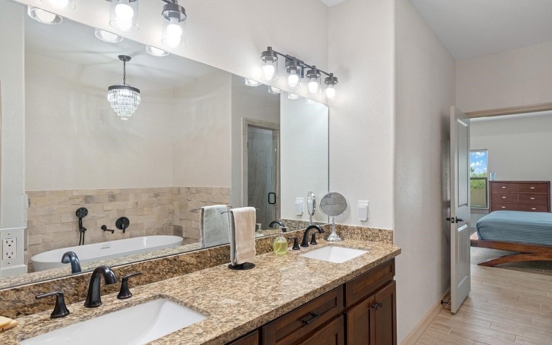 107 Burge, Del Rio, TX 78840, 4 Bedrooms Bedrooms, ,3 BathroomsBathrooms,Residential,For Sale,107 Burge,0,207443