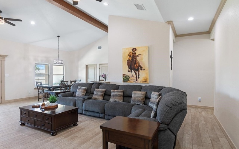 107 Burge, Del Rio, TX 78840, 4 Bedrooms Bedrooms, ,3 BathroomsBathrooms,Residential,For Sale,107 Burge,0,207443