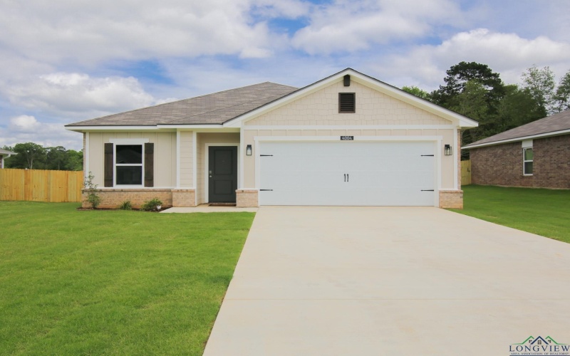 4004 Gregg Tex Rd #Southern Oaks, Longview, TX 75604, 4 Habitaciones Habitaciones , ,2 BañosBaños,Residential,En Venta,4004 Gregg Tex Rd,0,20253771