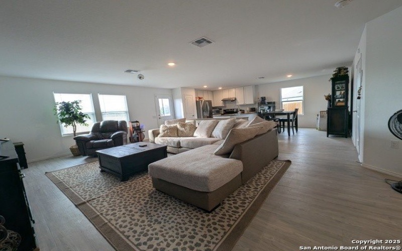 8703 Macdona Place, San Antonio, TX 78211, 4 Habitaciones Habitaciones , ,2 BañosBaños,Residential,En Venta,8703 Macdona Place,0,1894709