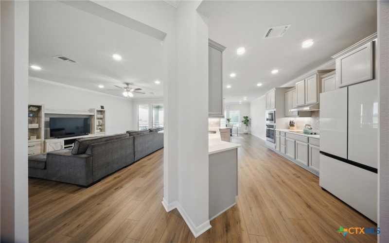 711 Saddlehorn Drive, Temple, TX 76502, 4 Habitaciones Habitaciones , ,3 BañosBaños,Residential,En Venta,711 Saddlehorn Drive,0,590470
