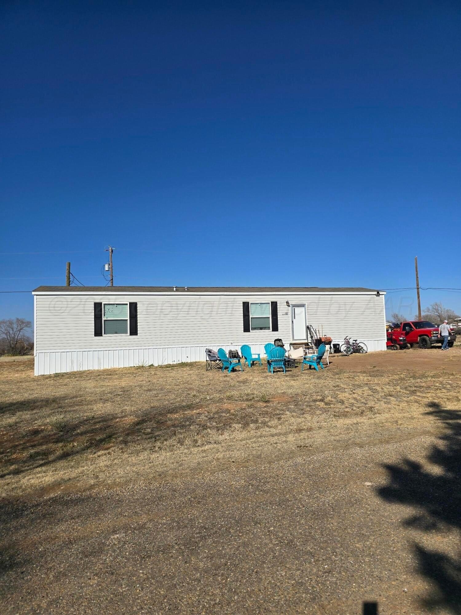120 Avey Lane, Fritch, TX 79036, 2 Bedrooms Bedrooms, ,2 BathroomsBathrooms,Residential,For Sale,120 Avey Lane,25-1775