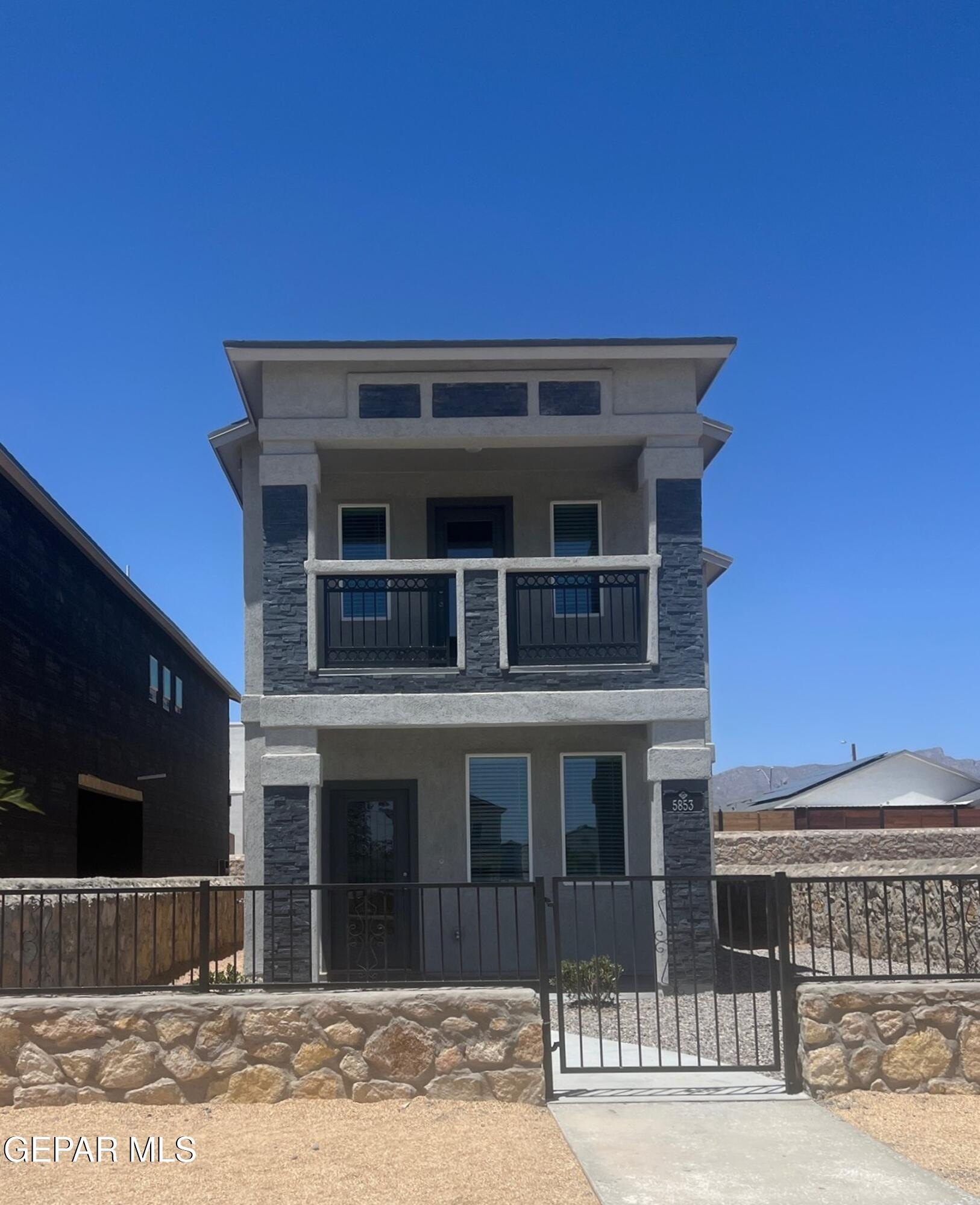 5861 Dalhart Drive, El Paso, TX 79924, 3 Habitaciones Habitaciones , ,1 BañoBaños,Residential,En Venta,5861 Dalhart Drive,0,928930