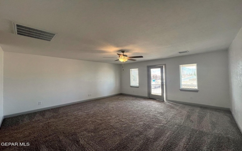 5861 Dalhart Drive, El Paso, TX 79924, 3 Habitaciones Habitaciones , ,1 BañoBaños,Residential,En Venta,5861 Dalhart Drive,0,928930