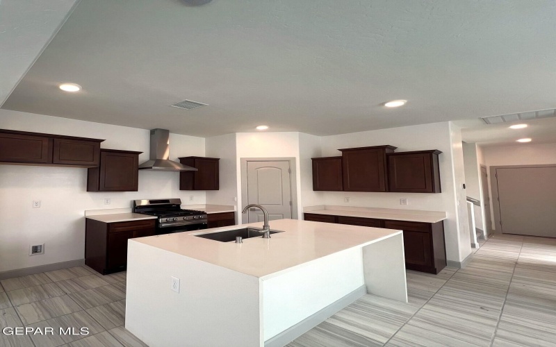 5861 Dalhart Drive, El Paso, TX 79924, 3 Habitaciones Habitaciones , ,1 BañoBaños,Residential,En Venta,5861 Dalhart Drive,0,928930