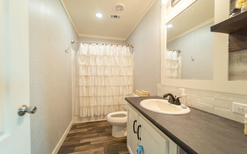 921 Private Road Rebecca, Shallowater, TX 79363, 4 Habitaciones Habitaciones , ,3 BañosBaños,Residential,En Venta,921 Private Road Rebecca,0,202559474