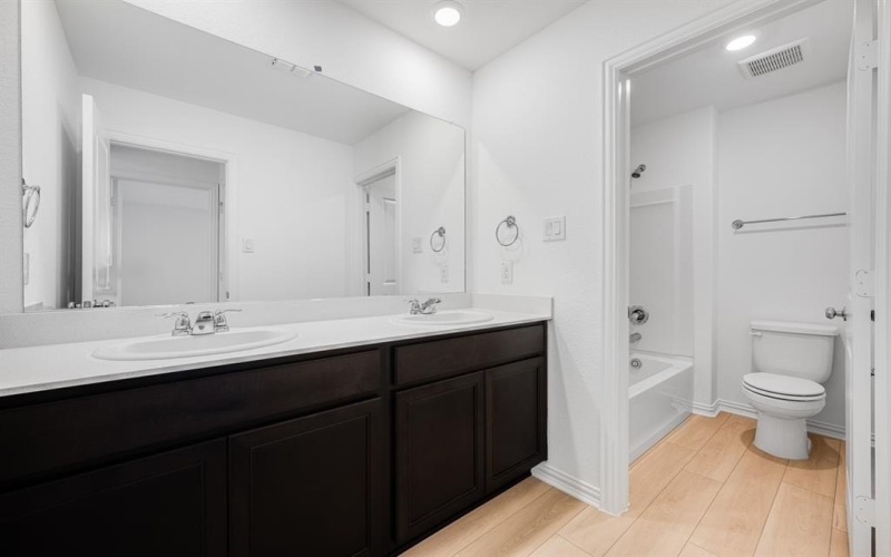 1117 Salado Street, Crandall, TX 75114, 5 Habitaciones Habitaciones , ,3 BañosBaños,Residential,En Venta,1117 Salado Street,0,20825293