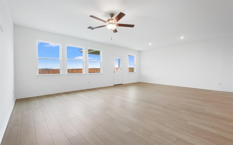 1117 Salado Street, Crandall, TX 75114, 5 Habitaciones Habitaciones , ,3 BañosBaños,Residential,En Venta,1117 Salado Street,0,20825293