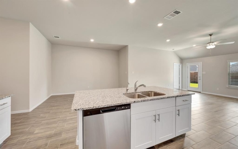 417 Wydown Drive, Princeton, TX 75407, 3 Bedrooms Bedrooms, ,2 BathroomsBathrooms,Residential,For Sale,417 Wydown Drive,0,21028921