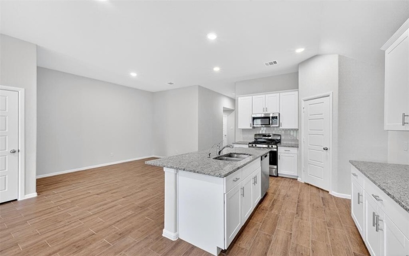 420 Wydown Drive, Princeton, TX 75407, 3 Habitaciones Habitaciones , ,2 BañosBaños,Residential,En Venta,420 Wydown Drive,0,21028948