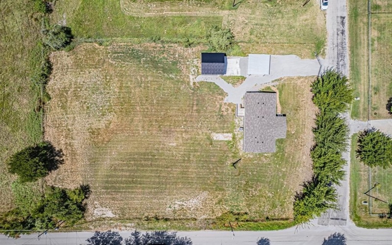 111 County Road 1303, Bridgeport, TX 76426, 4 Bedrooms Bedrooms, ,2 BathroomsBathrooms,Residential,For Sale,111 County Road 1303,0,21032535