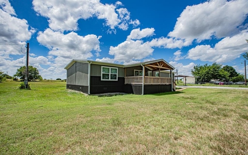 111 County Road 1303, Bridgeport, TX 76426, 4 Bedrooms Bedrooms, ,2 BathroomsBathrooms,Residential,For Sale,111 County Road 1303,0,21032535