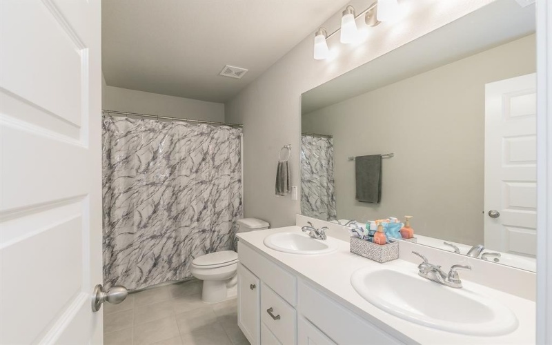 2928 Brittlebush Drive, Fort Worth, TX 76108, 4 Bedrooms Bedrooms, ,3 BathroomsBathrooms,Residential,For Sale,2928 Brittlebush Drive,0,21032692