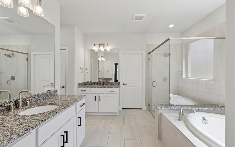 409 Piedmont Drive, Oak Point, TX 75068, 4 Habitaciones Habitaciones , ,3 BañosBaños,Residential,En Venta,409 Piedmont Drive,0,21034425