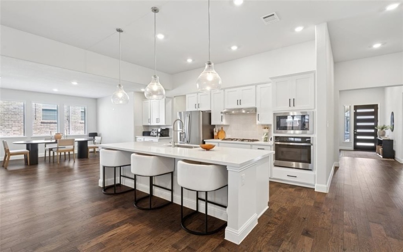 409 Piedmont Drive, Oak Point, TX 75068, 4 Habitaciones Habitaciones , ,3 BañosBaños,Residential,En Venta,409 Piedmont Drive,0,21034425