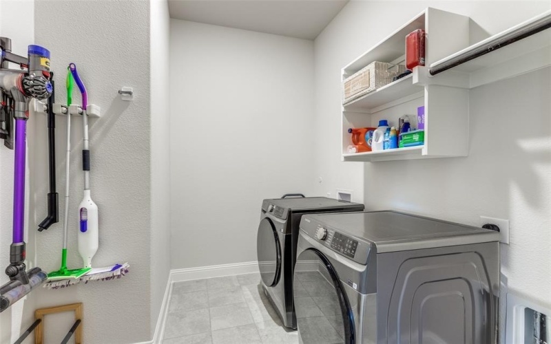 2403 Limestone Lane, Melissa, TX 75454, 3 Bedrooms Bedrooms, ,2 BathroomsBathrooms,Residential,For Sale,2403 Limestone Lane,0,21039585