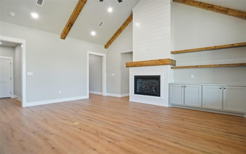 670 Marco Drive, Runaway Bay, TX 76426, 3 Bedrooms Bedrooms, ,2 BathroomsBathrooms,Residential,For Sale,670 Marco Drive,0,21039842