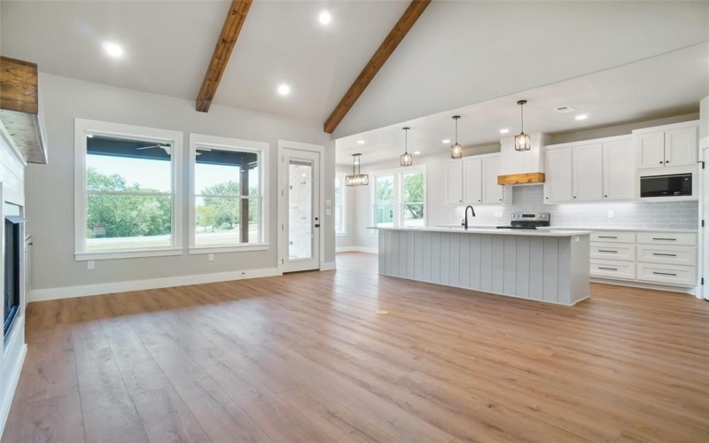 670 Marco Drive, Runaway Bay, TX 76426, 3 Bedrooms Bedrooms, ,2 BathroomsBathrooms,Residential,For Sale,670 Marco Drive,0,21039842