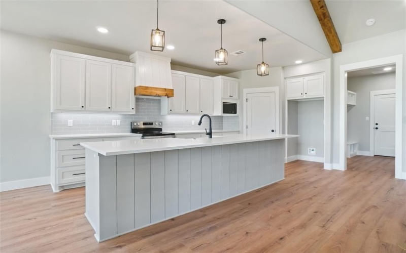 670 Marco Drive, Runaway Bay, TX 76426, 3 Bedrooms Bedrooms, ,2 BathroomsBathrooms,Residential,For Sale,670 Marco Drive,0,21039842