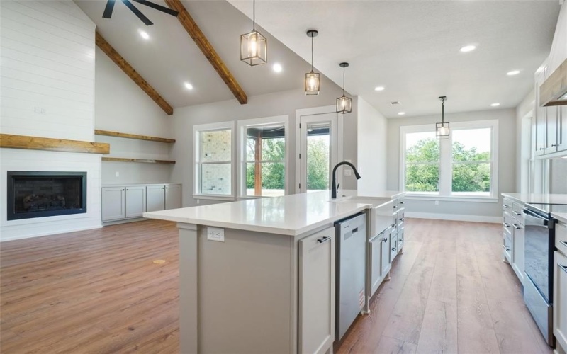 670 Marco Drive, Runaway Bay, TX 76426, 3 Bedrooms Bedrooms, ,2 BathroomsBathrooms,Residential,For Sale,670 Marco Drive,0,21039842