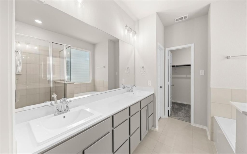 3234 Summerland Drive, Royse City, TX 75189, 3 Habitaciones Habitaciones , ,2 BañosBaños,Residential,En Venta,3234 Summerland Drive,0,21039925