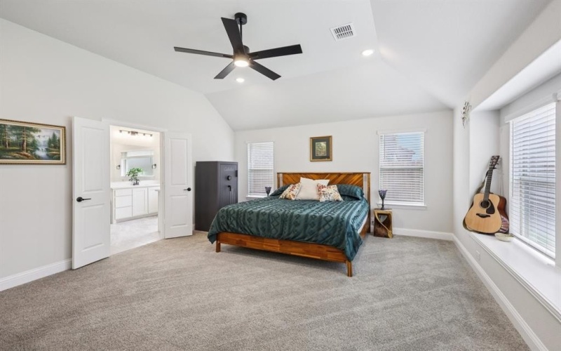 3004 Emerald Trace Drive, Denton, TX 76226, 4 Habitaciones Habitaciones , ,3 BañosBaños,Residential,En Venta,3004 Emerald Trace Drive,0,21039946