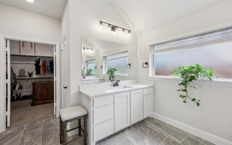 3004 Emerald Trace Drive, Denton, TX 76226, 4 Habitaciones Habitaciones , ,3 BañosBaños,Residential,En Venta,3004 Emerald Trace Drive,0,21039946