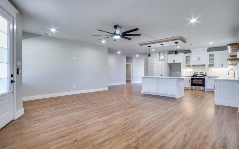 2860 CR 312, Cleburne, TX 76031, 4 Bedrooms Bedrooms, ,2 BathroomsBathrooms,Residential,For Sale,2860 CR 312,0,21039999