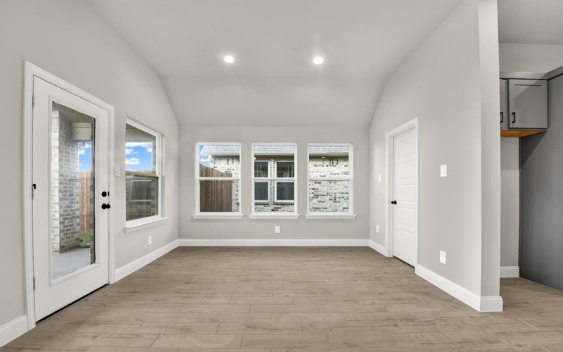 5008 Meadow Vista Lane, Fort Worth, TX 76036, 4 Habitaciones Habitaciones , ,2 BañosBaños,Residential,En Venta,5008 Meadow Vista Lane,0,21040020